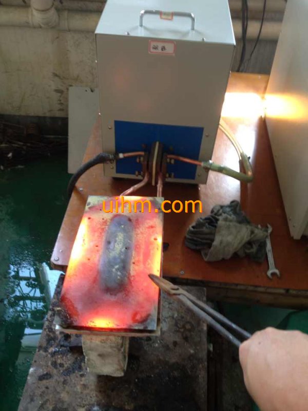 flat pancake induction coil for heating steel plate